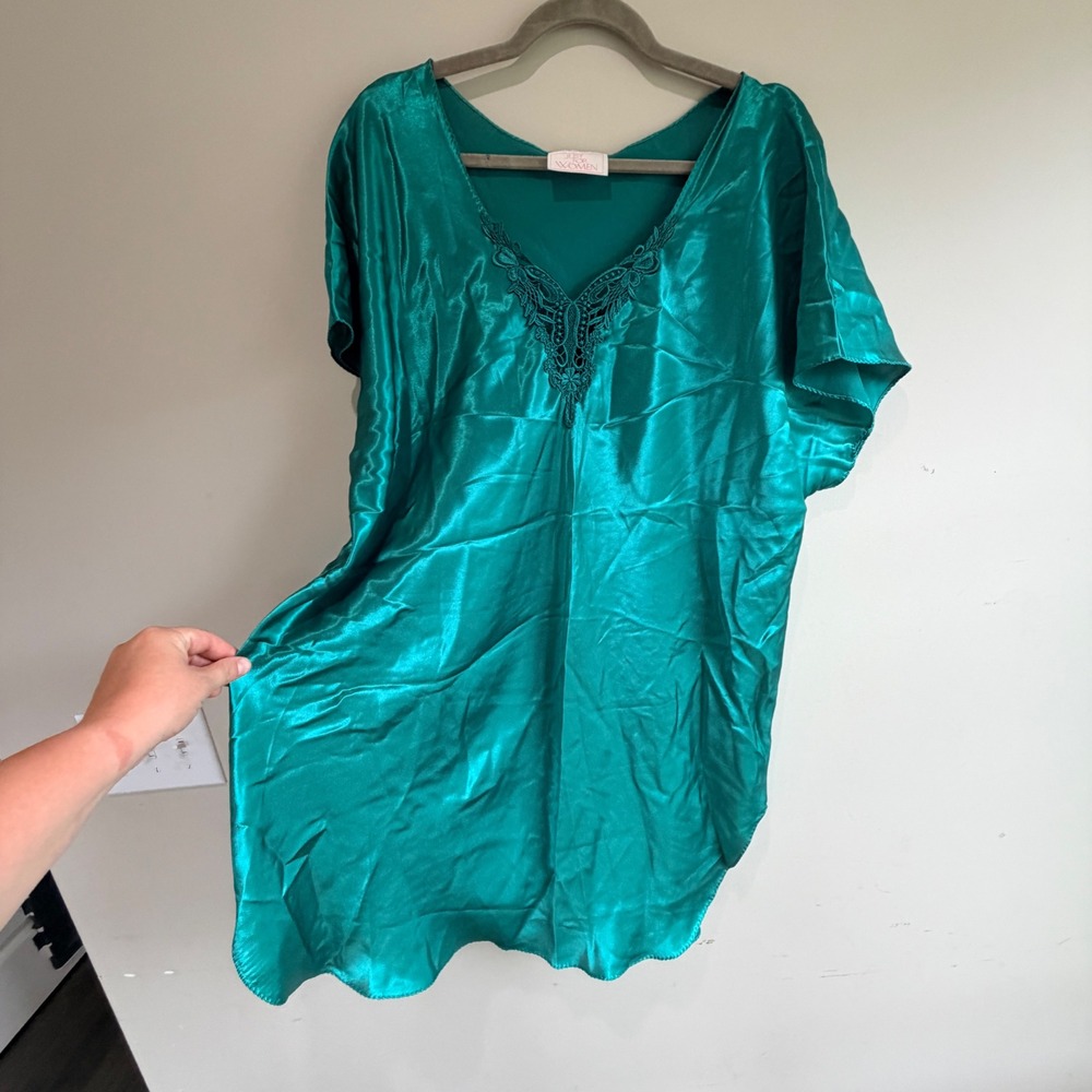 VTG Just For Women Nightgown Women 3X Emerald Green Satin Flowy Lace Whimsigoth
